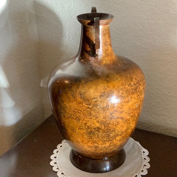 Urn Shaped Wide Body Metal Handled Vase - Picture 3 of 6